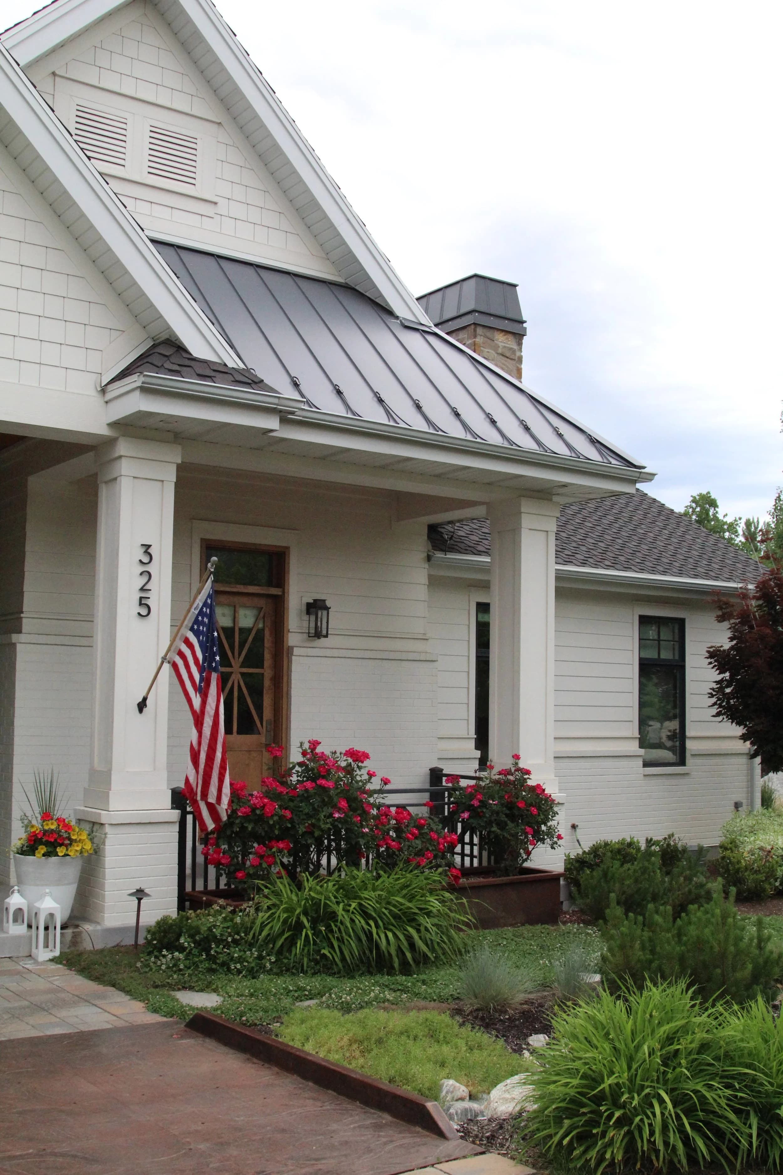 Modern Backyard Oasis