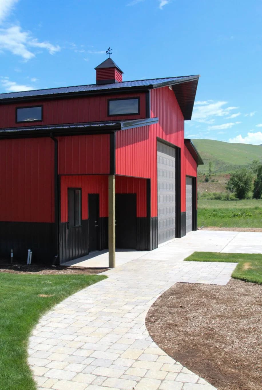 Pool & Spa Combo — Pools landscaping project by Premier Landscapes in Northern Utah